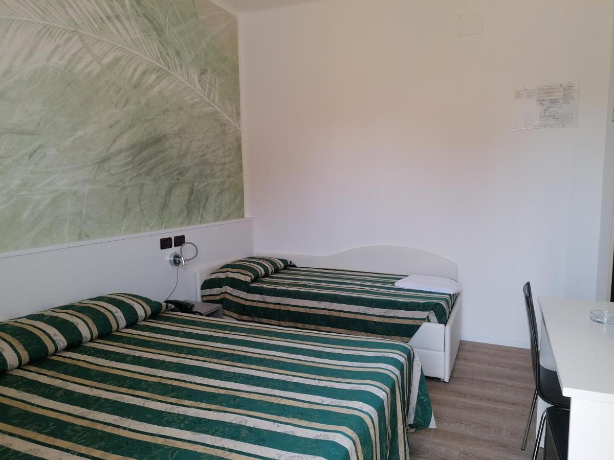 Hotel Villa Maria Caorle Ngoại thất bức ảnh