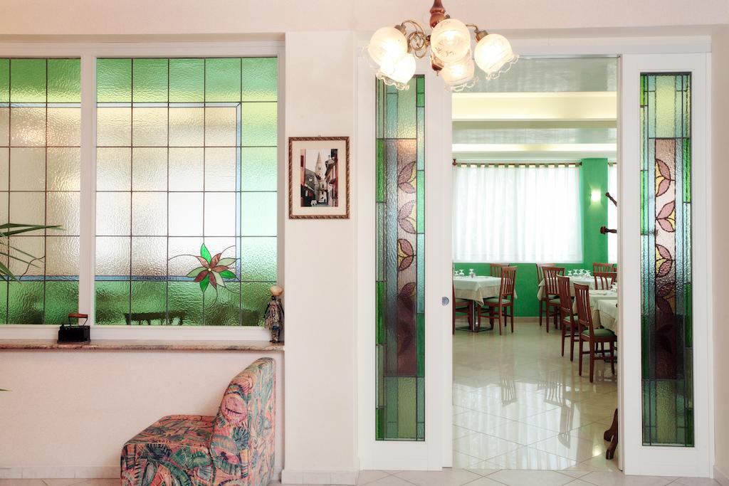 Hotel Villa Maria Caorle Ngoại thất bức ảnh